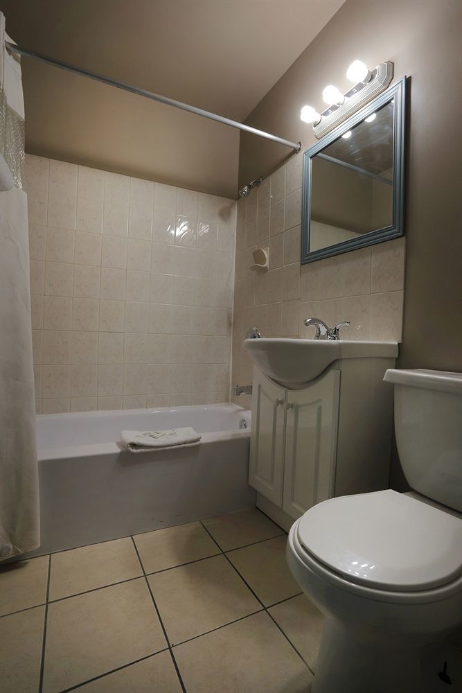 Belmont Inn Sudbury Zewnętrze zdjęcie