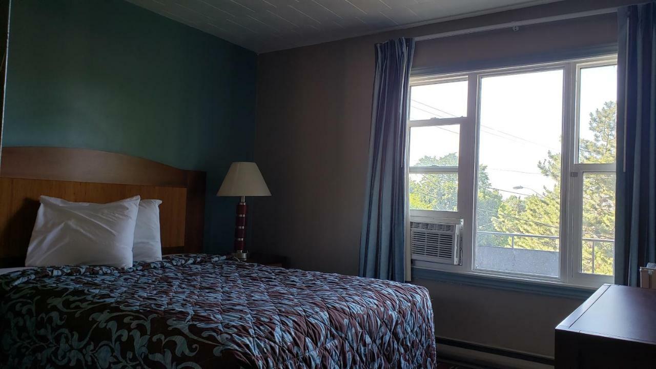 Belmont Inn Sudbury Zewnętrze zdjęcie